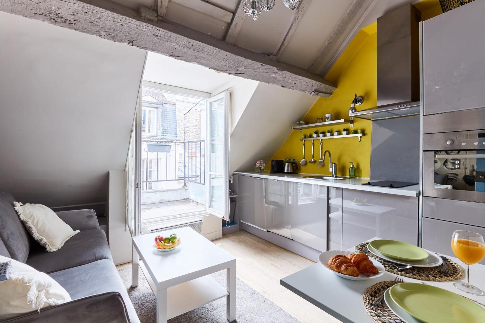 Place Des Vosges - 1Br With Balcony - Cityapartmentstay Παρίσι Εξωτερικό φωτογραφία